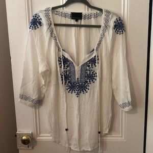 White blouse MUST BE PART OF A BUNDLE